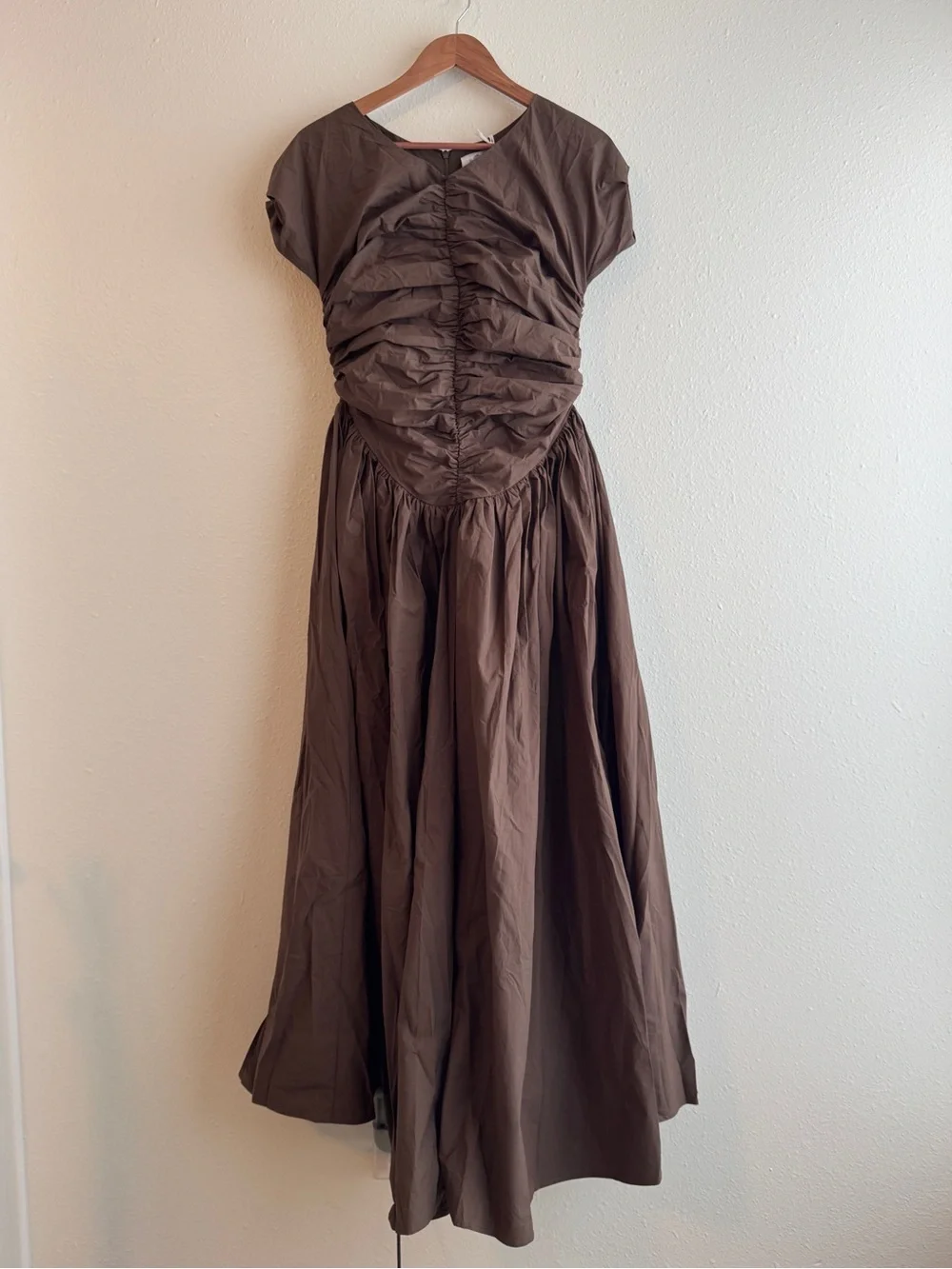 NWT L $417 Elegant Brown Maxi Dress Dahlia Walnut